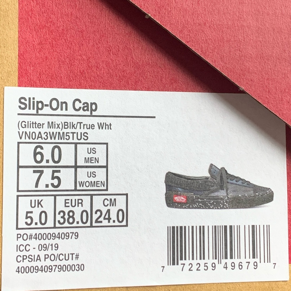 VANS WOMEN’S Slip On Cap Size 7.5 & 7 - Picture 7 of 8